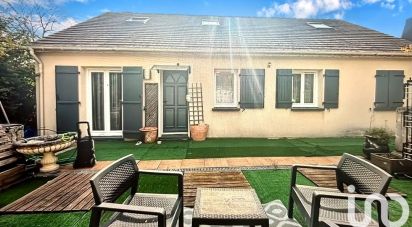 Traditional house 7 rooms of 120 m² in Gironville-sur-Essonne (91720)