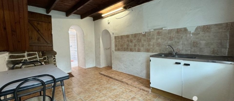 House 6 rooms of 120 m² in Callac (22160)