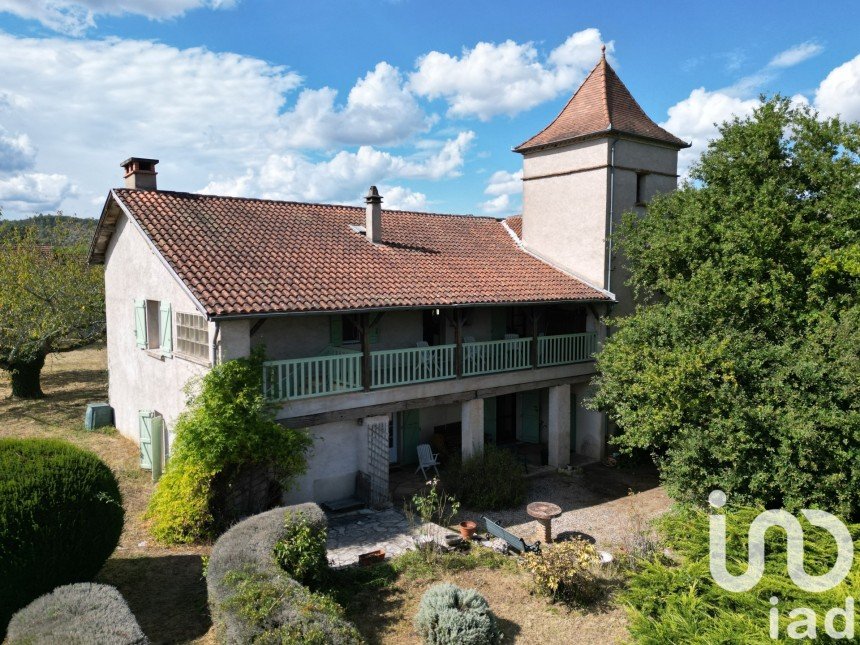 Mansion 7 rooms of 165 m² in Cahors (46000)