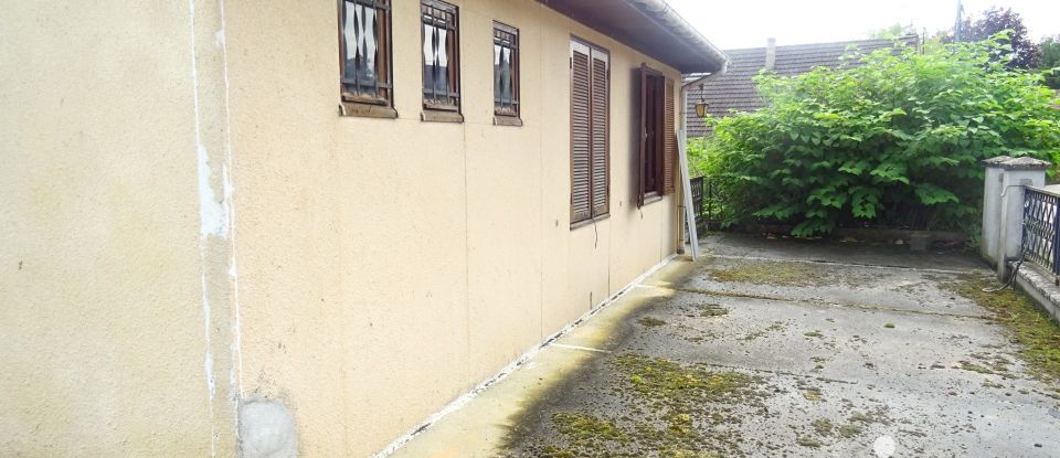 Maison 4 pièces de 104 m² à Brosses (89660)