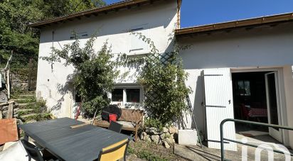 Country house 7 rooms of 155 m² in Palladuc (63550)