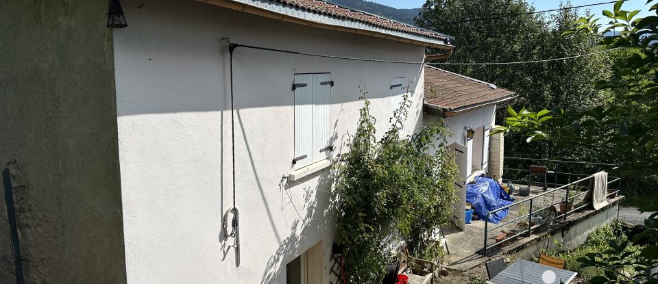 Maison de campagne 7 pièces de 155 m² à Palladuc (63550)