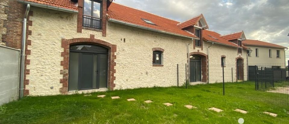 Maison de village 5 pièces de 133 m² à Berchères-Saint-Germain (28300)