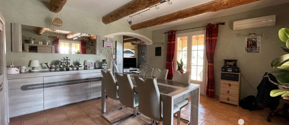 Traditional house 7 rooms of 165 m² in Saint-Quentin-la-Poterie (30700)