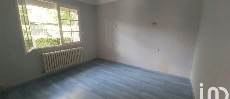 House 7 rooms of 160 m² in Nieul-le-Dolent (85430)