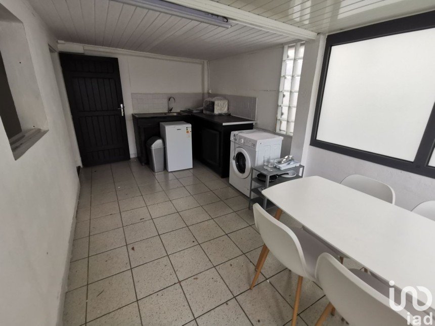 Appartement 1 pièce de 31 m² à Saint-Pierre (97410)