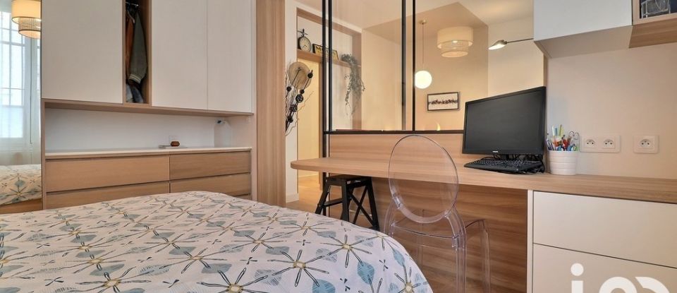 Appartement 3 pièces de 52 m² à Paris (75015)