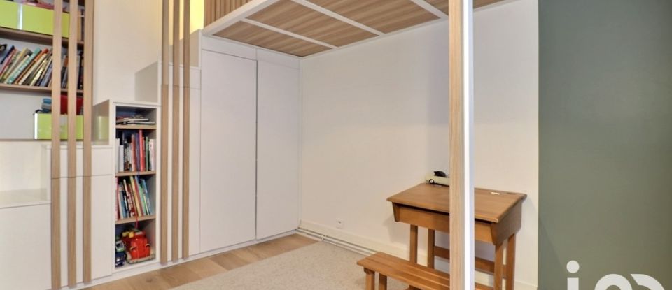 Appartement 3 pièces de 52 m² à Paris (75015)