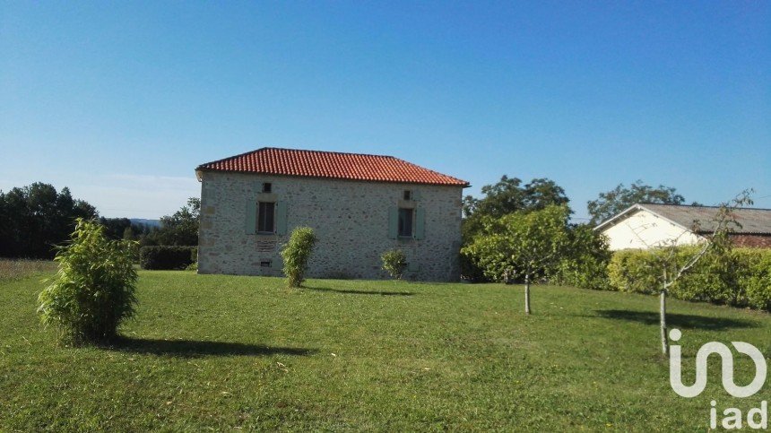 Country house 6 rooms of 126 m² in Tournon-d'Agenais (47370)