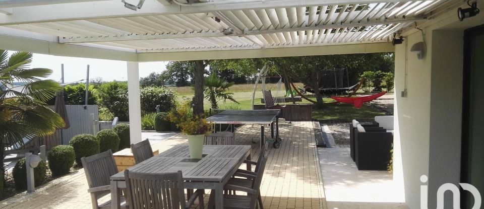 Country house 6 rooms of 126 m² in Tournon-d'Agenais (47370)