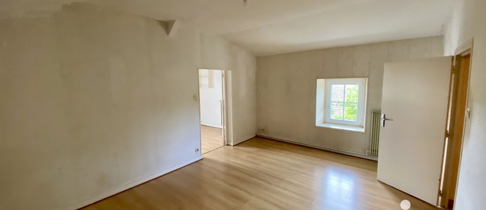 Longère 10 pièces de 182 m² à Pamproux (79800)