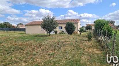 House 5 rooms of 92 m² in Béruges (86190)