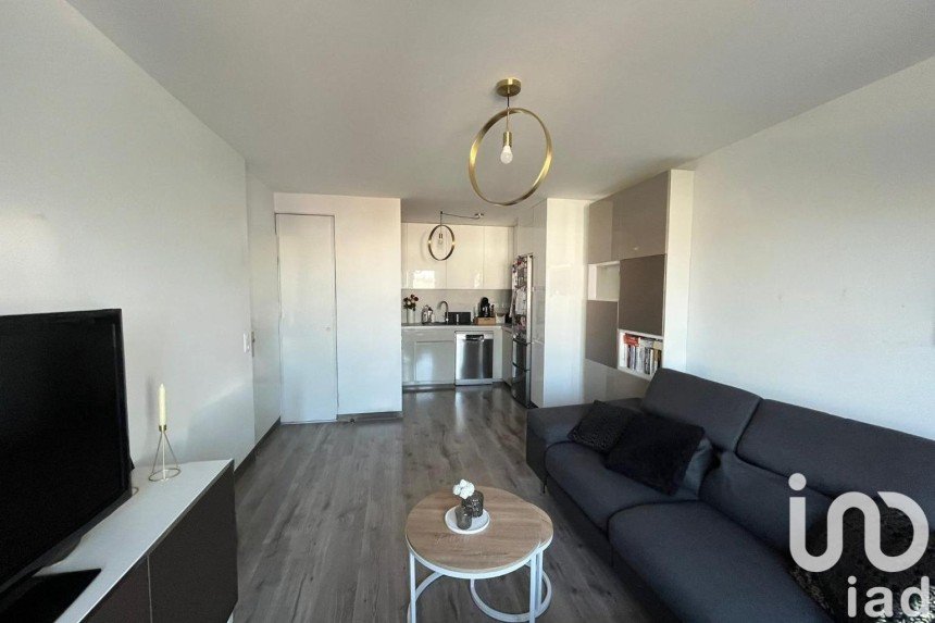 Apartment 3 rooms of 59 m² in Romainville (93230)