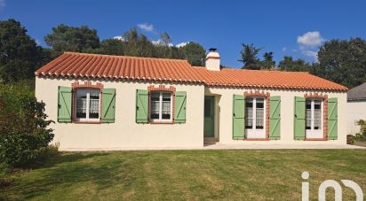 Maison 4 pièces de 119 m² à Châteauneuf (85710)