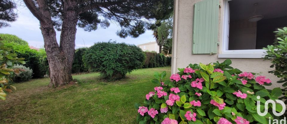 Traditional house 4 rooms of 105 m² in Royan (17200)