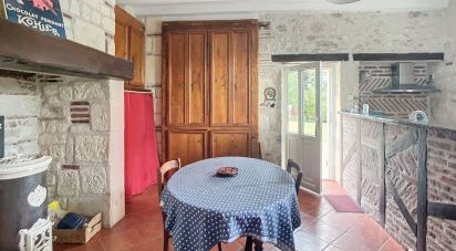 House 8 rooms of 167 m² in Cazideroque (47370)