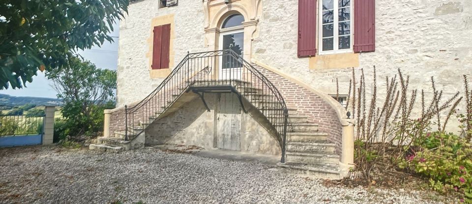 Maison 8 pièces de 167 m² à Cazideroque (47370)