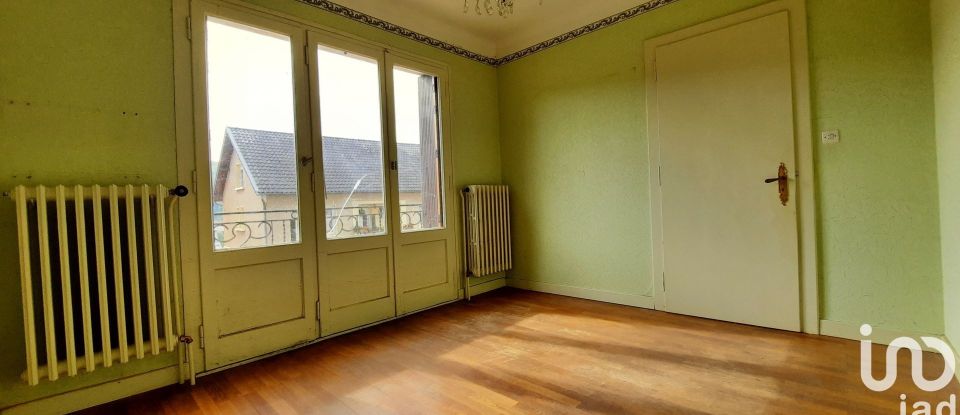 Maison 9 pièces de 160 m² à Moyeuvre-Grande (57250)