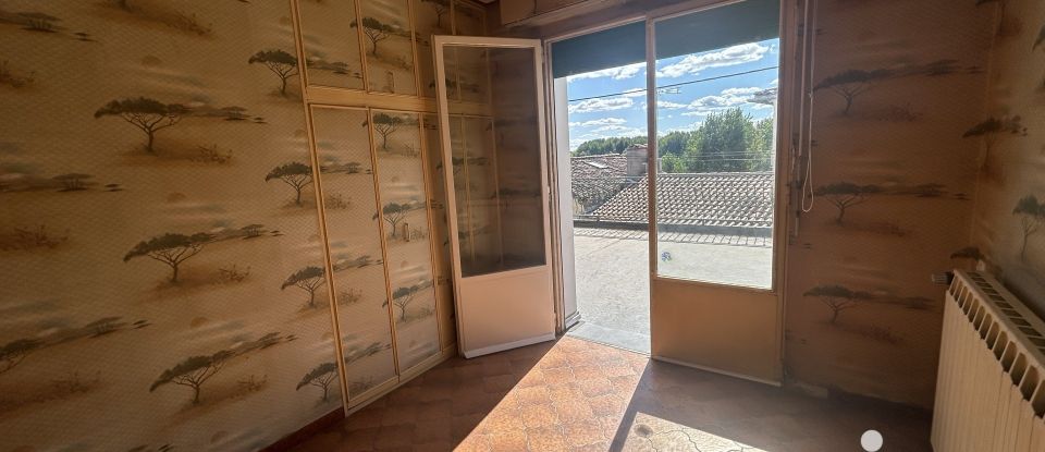 Maison 9 pièces de 202 m² à Béguey (33410)