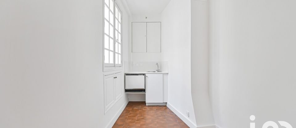 Appartement 3 pièces de 87 m² à Paris (75008)