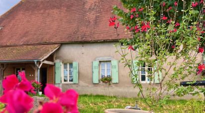 Country house 4 rooms of 120 m² in Bert (03130)