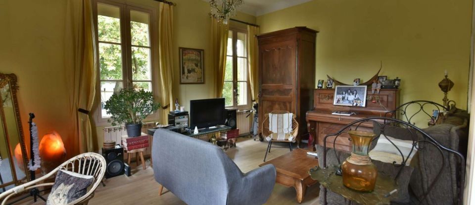 Maison 8 pièces de 224 m² à Meschers-sur-Gironde (17132)