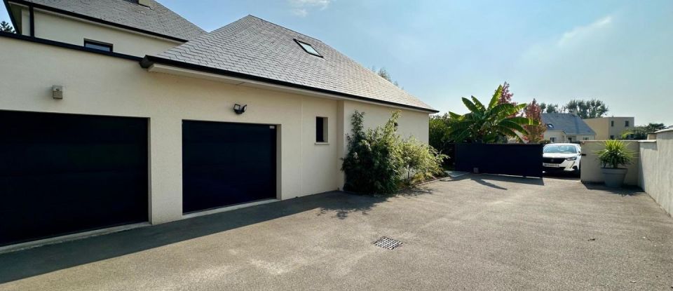 Maison 7 pièces de 170 m² à Biéville-Beuville (14112)