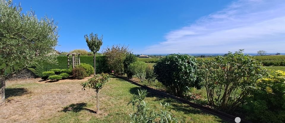 Maison traditionnelle 5 pièces de 110 m² à Blacé (69460)