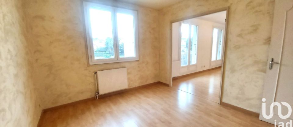 Appartement 4 pièces de 84 m² à Lorette (42420)