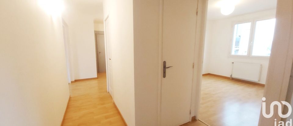 Appartement 4 pièces de 84 m² à Lorette (42420)