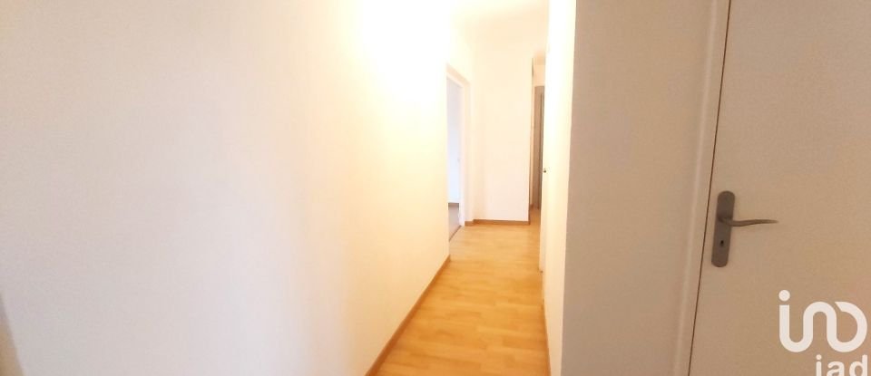 Appartement 4 pièces de 84 m² à Lorette (42420)