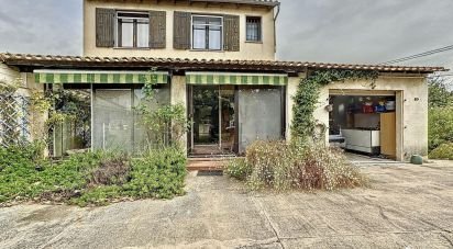 House 5 rooms of 100 m² in Arles (13200)