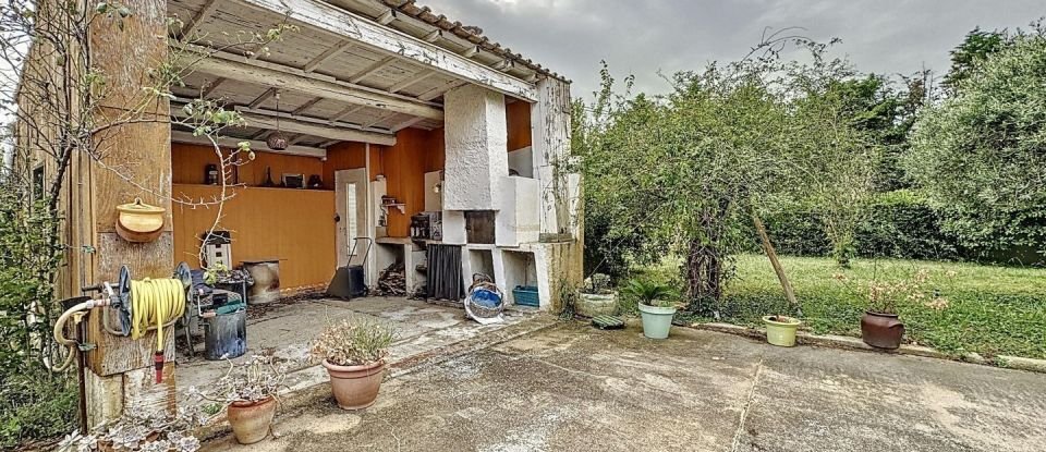 Maison 5 pièces de 100 m² à Arles (13200)