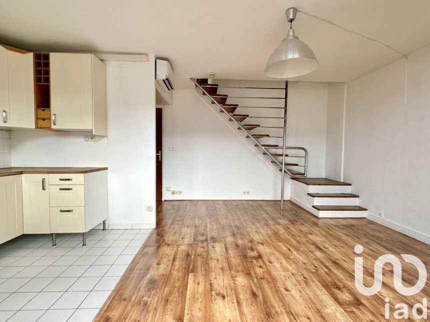 Duplex 3 rooms of 56 m² in Grenoble (38100)