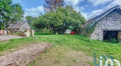 Maison traditionnelle 6 pièces de 130 m² à Saint-Julien-la-Geneste (63390)