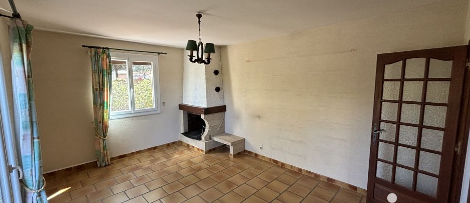 Traditional house 4 rooms of 101 m² in Salles-d'Aude (11110)