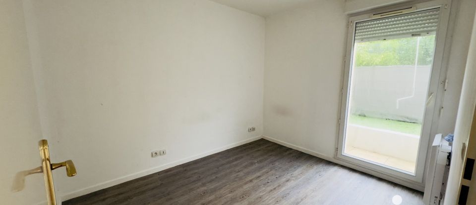 Appartement 2 pièces de 40 m² à Sainte-Geneviève-des-Bois (91700)