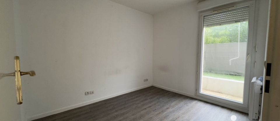 Appartement 2 pièces de 40 m² à Sainte-Geneviève-des-Bois (91700)