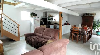 Traditional house 7 rooms of 152 m² in Meyronne (46200)