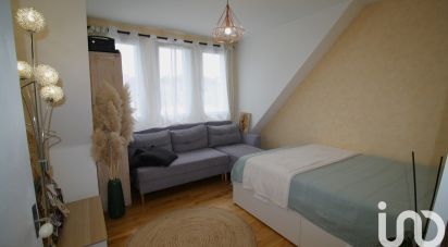 Duplex 3 rooms of 62 m² in Hennebont (56700)