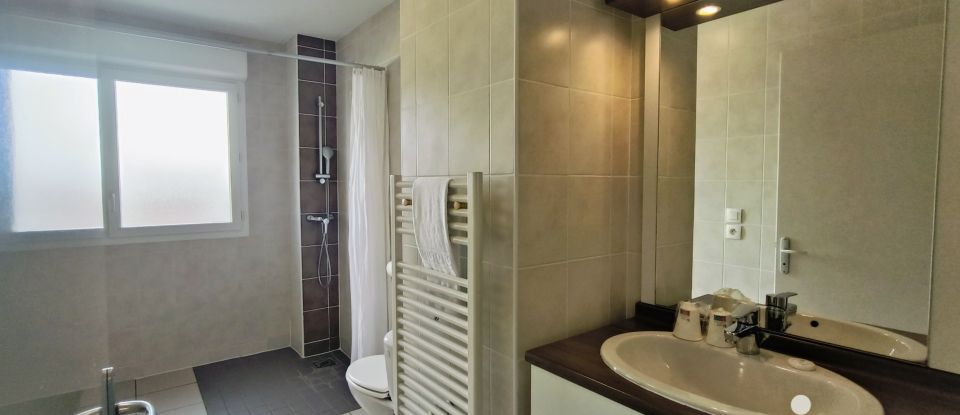 Hotel of 34 m² in Toulouse (31400)