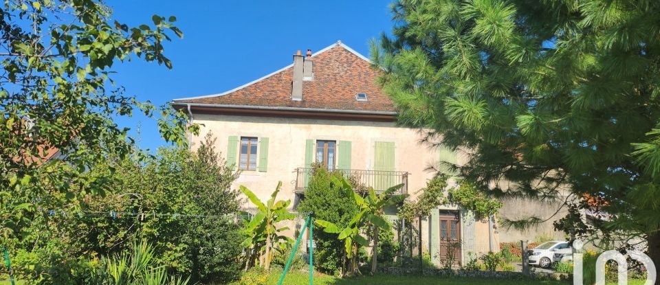 Village house 11 rooms of 177 m² in Arthaz-Pont-Notre-Dame (74380)