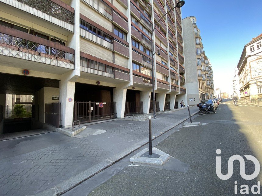 Parking/garage/box de 12 m² à Paris (75017)