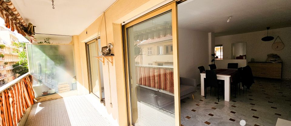 Appartement 4 pièces de 78 m² à Nice (06000)