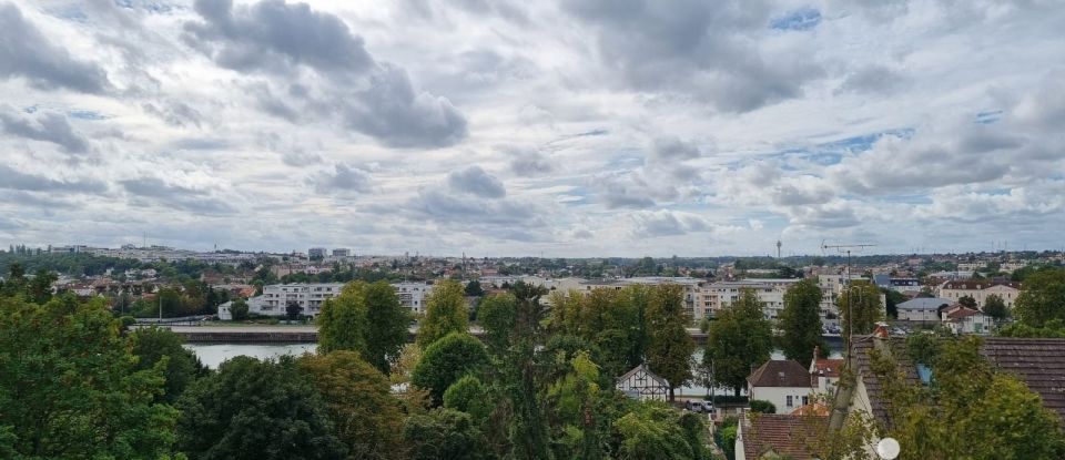 Maison traditionnelle 5 pièces de 70 m² à Saint-Pierre-du-Perray (91280)