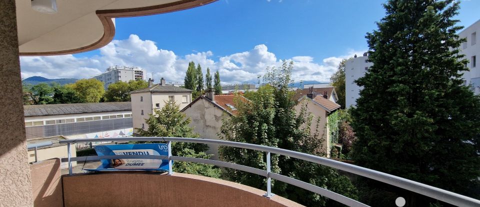 Apartment 3 rooms of 66 m² in Grenoble (38100)