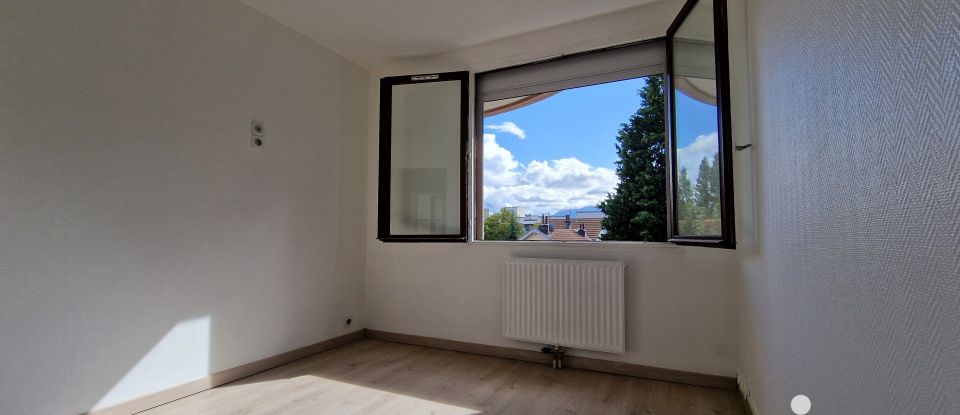 Apartment 3 rooms of 66 m² in Grenoble (38100)