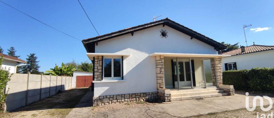 Maison 4 pièces de 87 m² à Pineuilh (33220)