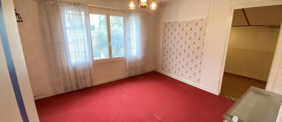 Maison 6 pièces de 130 m² à Aubenas (07200)