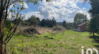 Land of 1,947 m² in Lacapelle-Marival (46120)